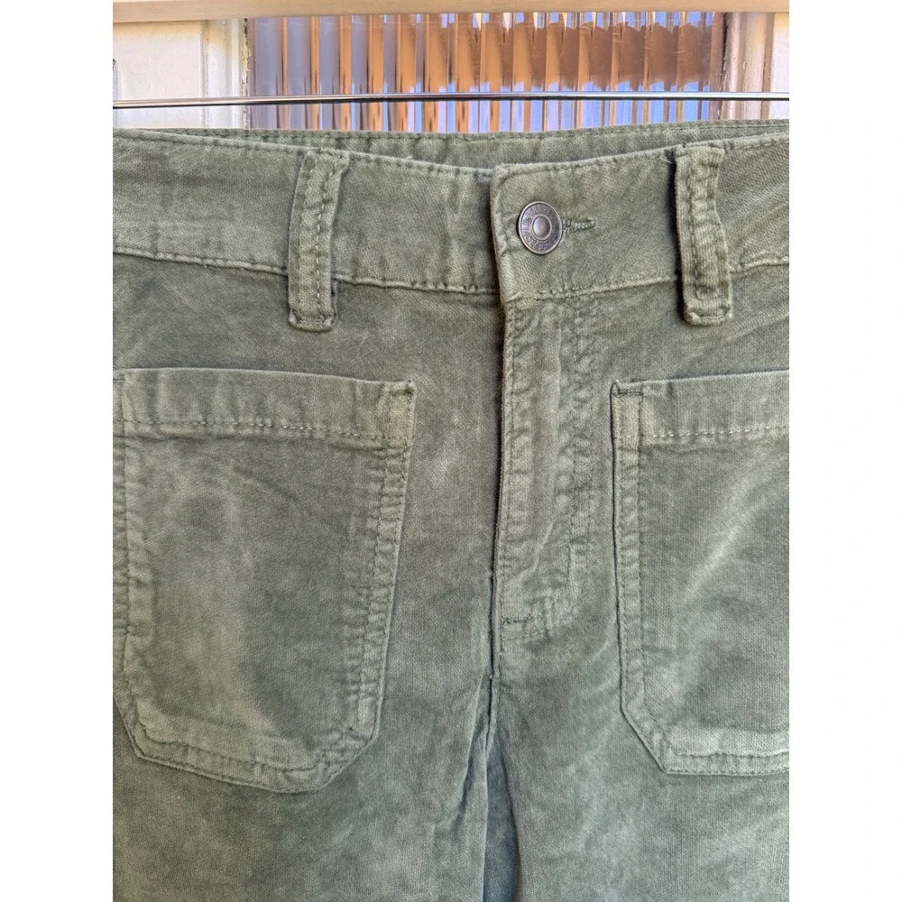 Free People Army Green Velveteen Straight Leg Patch Pocket Pants‎ Size 0